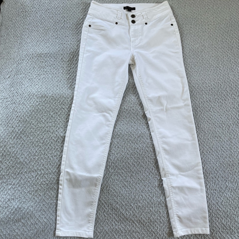 White Skinny jeans